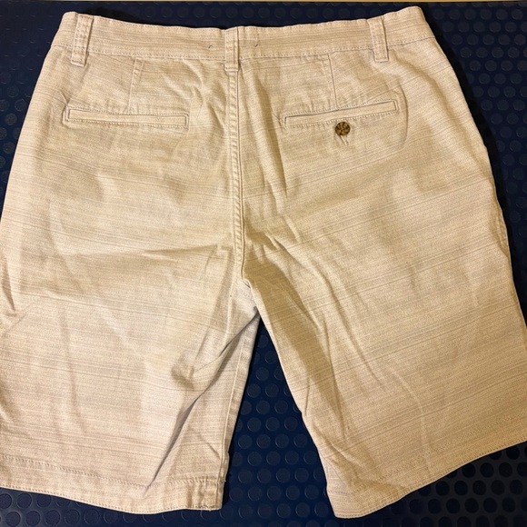 Men's Casual shorts- Olive, Navy, Blue, Gray, Tan - Picture 10 of 13